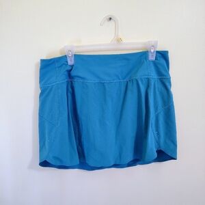 Athleta Run with It 14" Skort Size L Teal MSRP $59